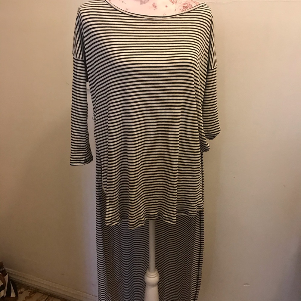 Top tunic - Picture 1 of 4
